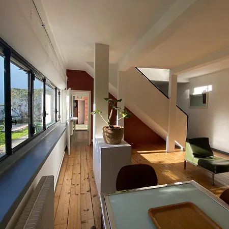 Maison Le Corbusier 2 chambres jardin&piscine-3